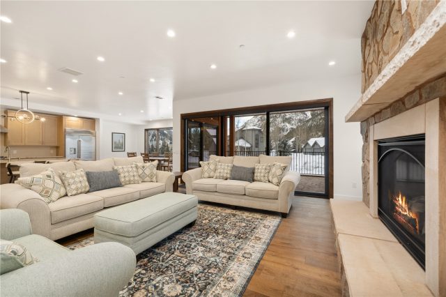 91 Masters Drive photo 8