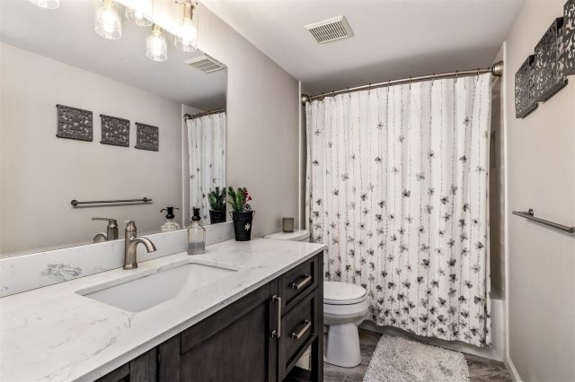 253 Pelican Circle 1604 photo 17