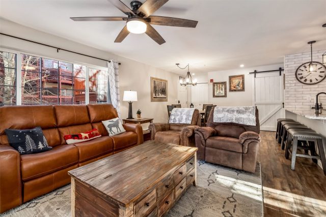 Condo in Villas At Swans Nest Condo, Breckenridge, CO — photo 3 (MLS S1067447)
