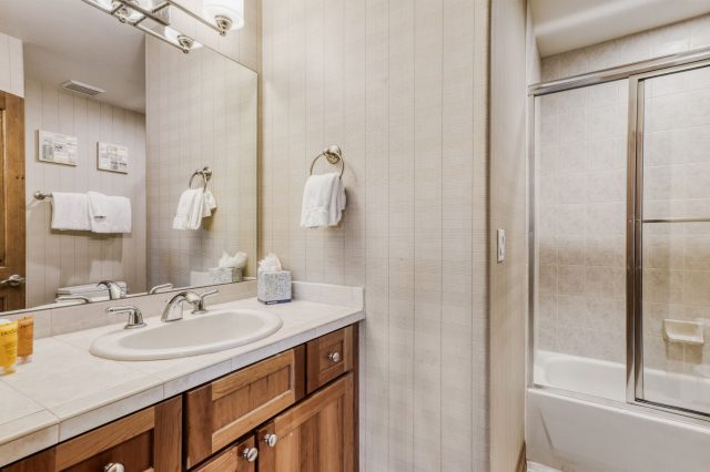 15 Chestnut Lane 15 photo 21