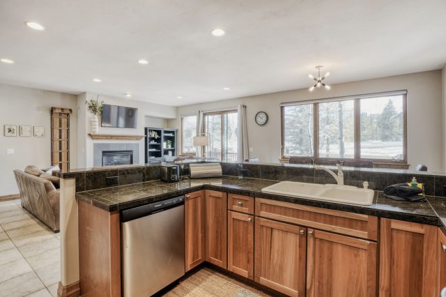 Townhome in Highland Greens, Breckenridge, CO — photo 6 (MLS S1067448)