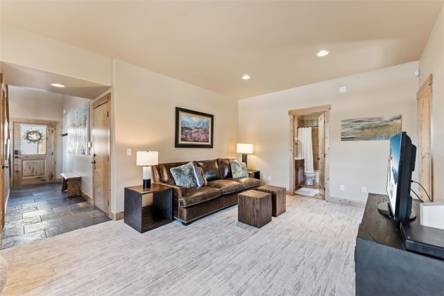 52 Spinner Place photo 20