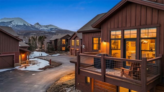 52 Spinner Place photo 32