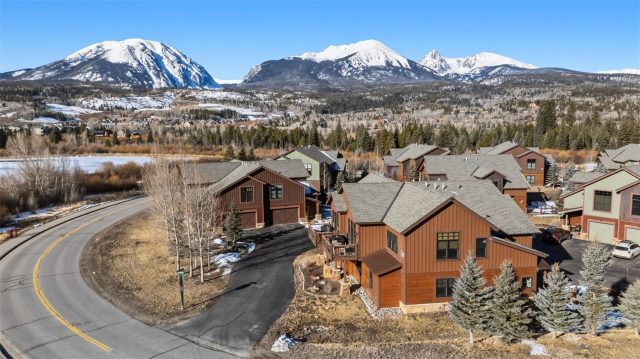 52 Spinner Place photo 39