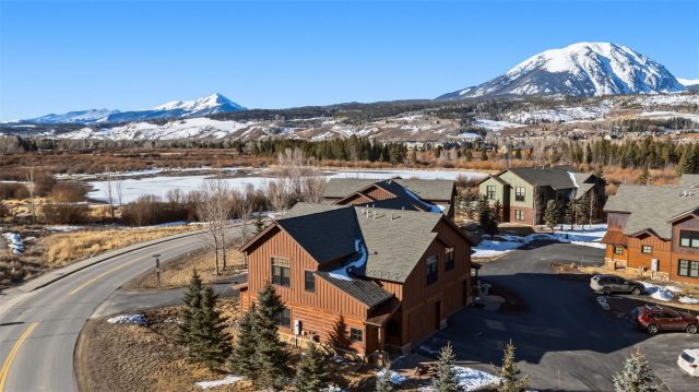 Duplex in Angler Mtn Ranch Lakeside Townhomes, Silverthorne — photo 3 Duplex in Angler Mtn Ranch Lakeside Townhomes, Silverthorne, CO — photo 3 (MLS S1067450)
