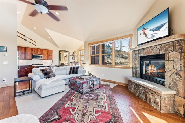 52 Spinner Place photo 7