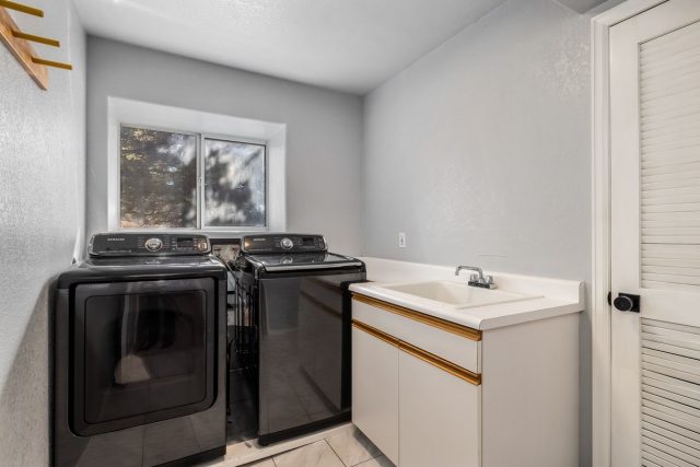 31 Corinthian Circle photo 32