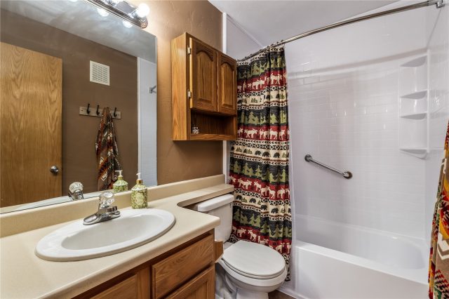 14 Crystal C14 photo 22