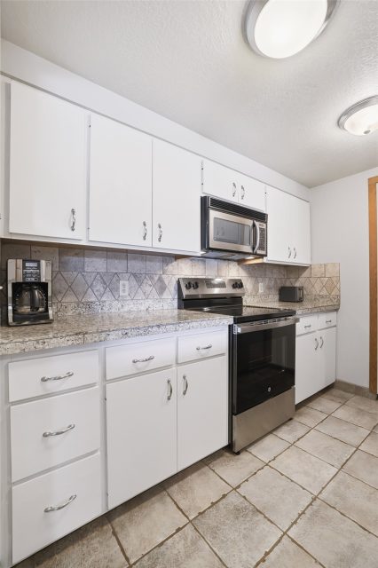 21700 Us Highway 6 2015 photo 23
