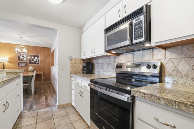 21700 Us Highway 6 2015 photo 27