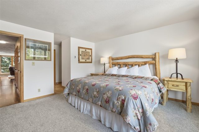 21700 Us Highway 6 2015 photo 39