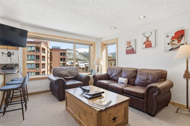 Condo in Liftside Condo, Breckenridge, CO — photo 4 (MLS S1067512)