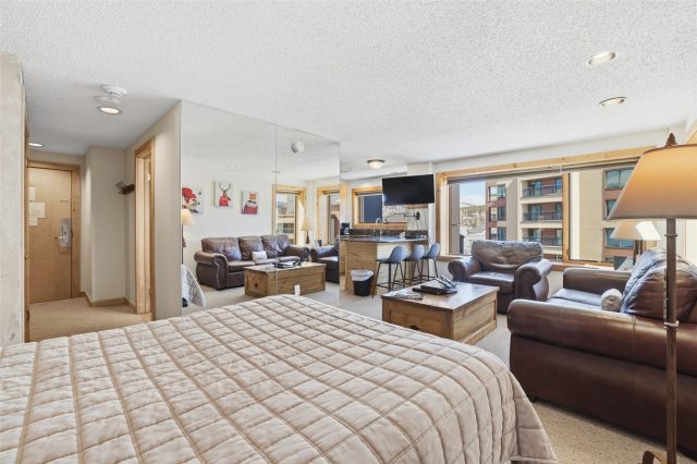Condo in Liftside Condo, Breckenridge, CO — photo 6 (MLS S1067512)