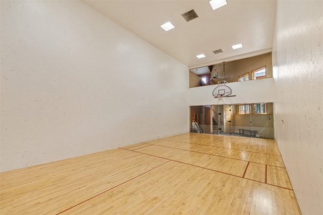 315 High Meadow Drive photo 32