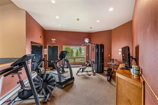 315 High Meadow Drive photo 33