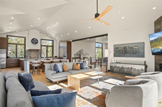 Home in Reserve At Frisco, Frisco, CO — photo 5 (MLS S1067517)