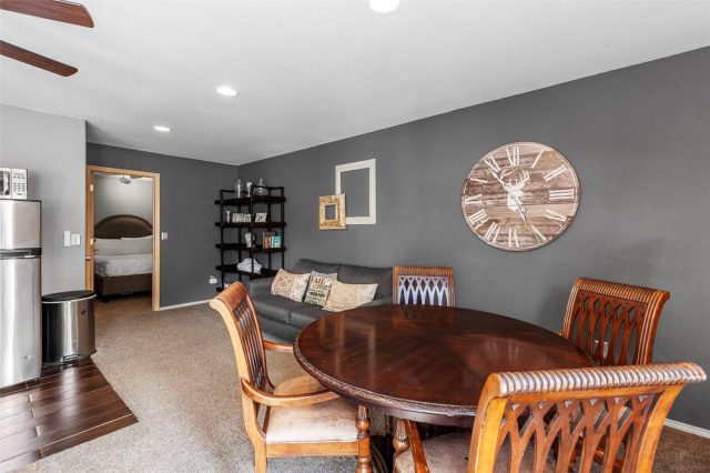 14 Larson Lane B photo 31