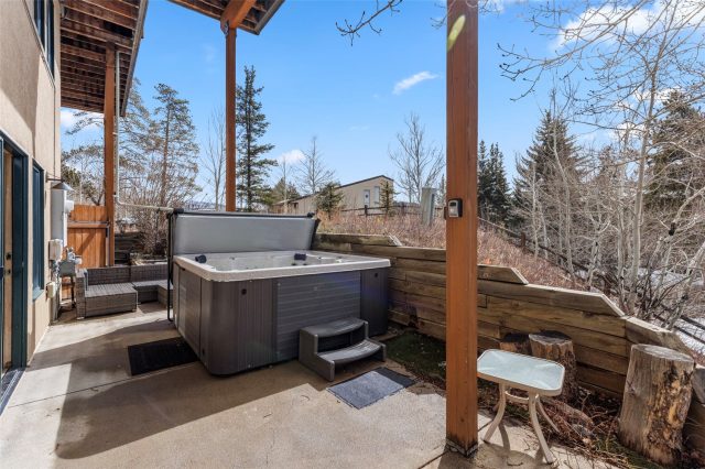 14 Larson Lane B photo 36