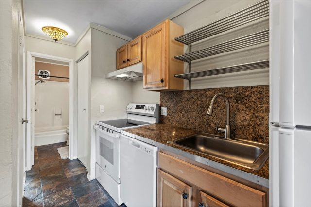 301 N French Street 303 photo 17