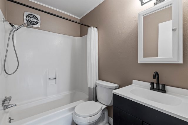 301 N French Street 303 photo 19