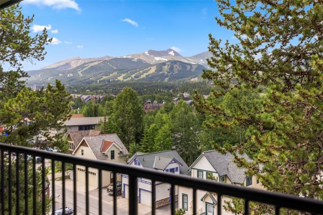 Condo in Val Disere Condo, Breckenridge, CO — photo 4 (MLS S1067558)