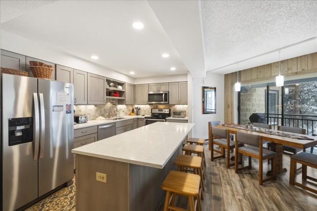 Condo in Powderhorn Condo, Breckenridge, CO — photo 1 (MLS S1067578)