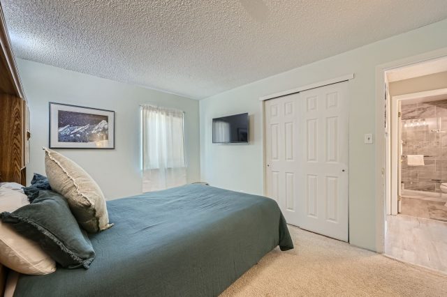 412 S Main Street 215 photo 16