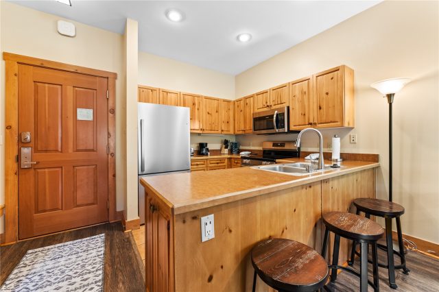 135 Dercum Drive 8563 photo 8
