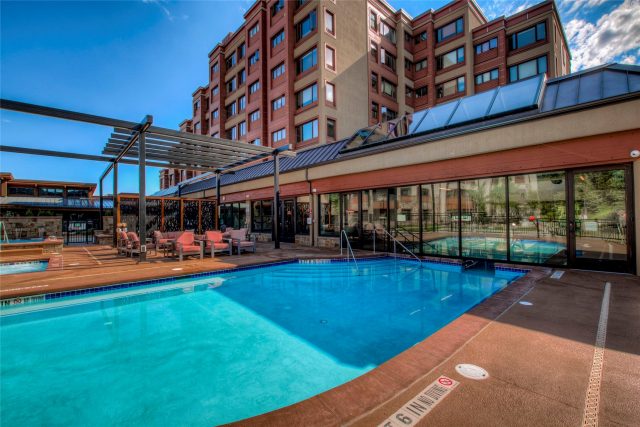 535 S Park Avenue 4215 photo 28