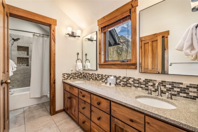 720 Alhambra Road 8741 photo 19