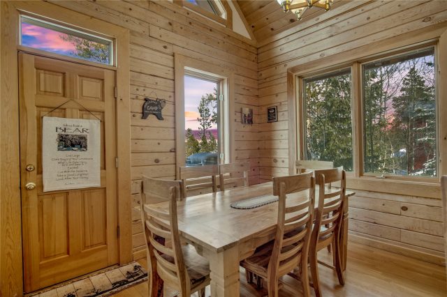 146 Protector Place photo 12