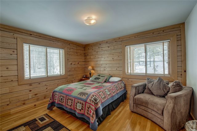 146 Protector Place photo 20