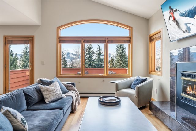 Duplex in Corinthian Hill Sub, Dillon, CO — photo 4 (MLS S1067627)