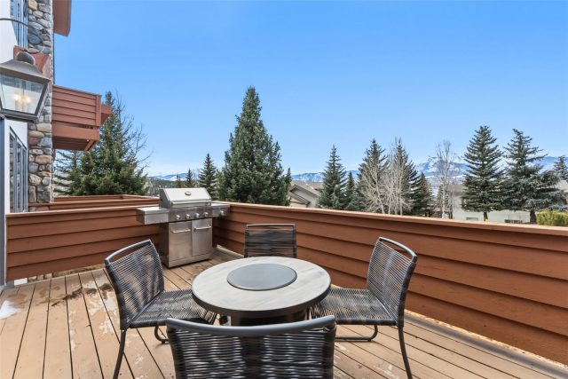 Duplex in Corinthian Hill Sub, Dillon, CO — photo 6 (MLS S1067627)
