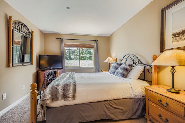 233 Pelican Circle 1501 photo 11