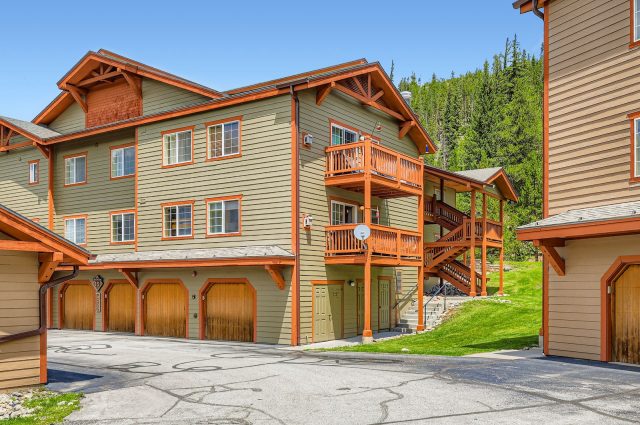 Condo in Villas At Swans Nest Condo, Breckenridge, CO — photo 1 (MLS S1067631)