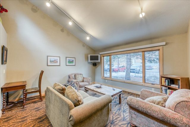 22280 Us Highway 6 1716 photo 25