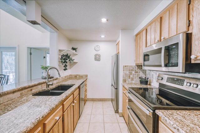 22280 Us Highway 6 1716 photo 7