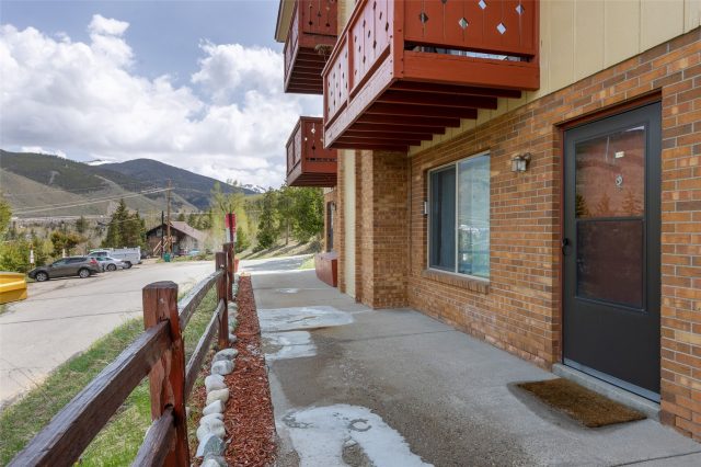 Condo in Dillon Valley Condo, Dillon, CO — photo 4 (MLS S1067649)