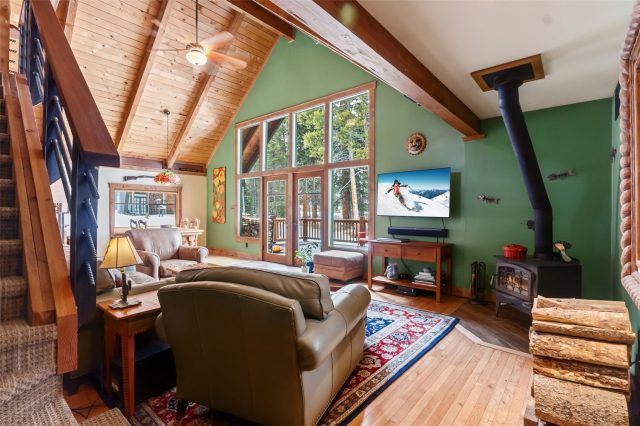 353 Blue River Road photo 10