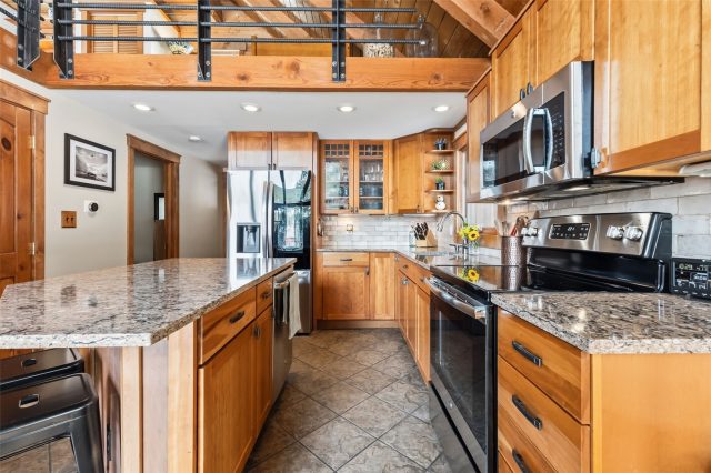 353 Blue River Road photo 20