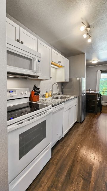301 N French Street 305 photo 18
