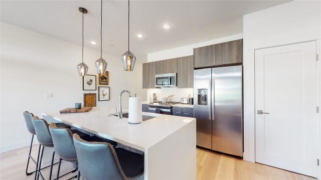 930 Blue River Parkway 622 photo 12