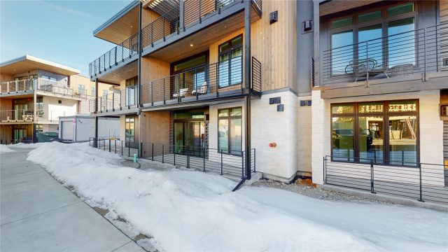 930 Blue River Parkway 622 photo 29