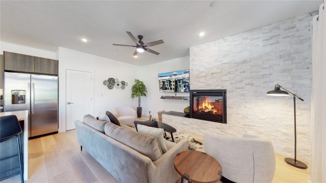 930 Blue River Parkway 622 photo 7