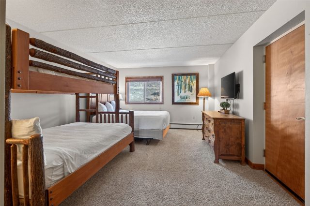800 Copper Road 210 photo 23