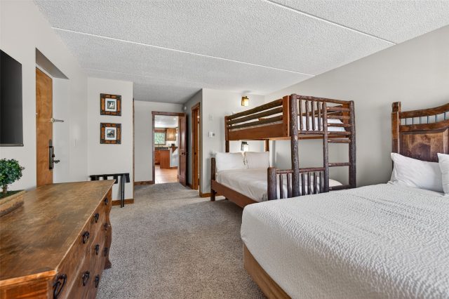 800 Copper Road 210 photo 24