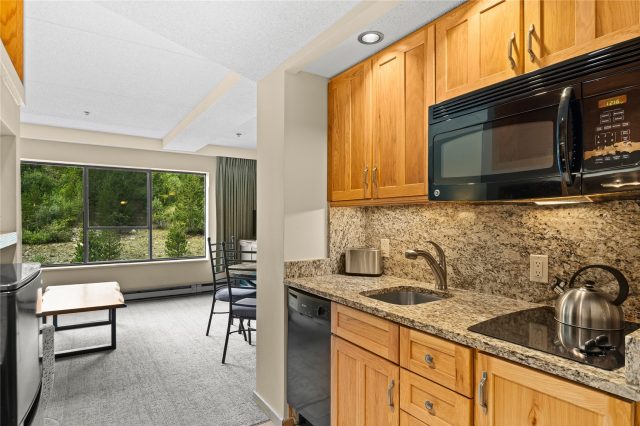 640 Village Road 4420 photo 12