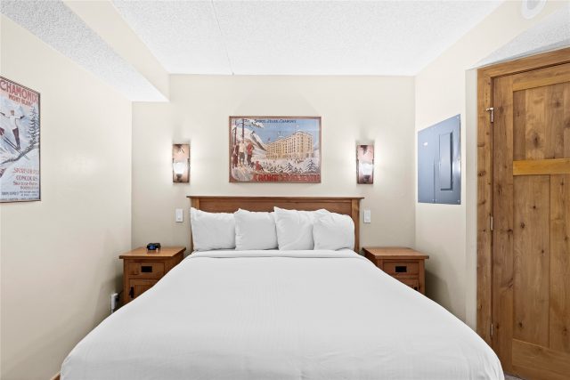 640 Village Road 4420 photo 17