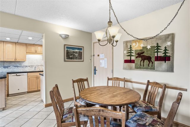 611 Village Road 24260 photo 14